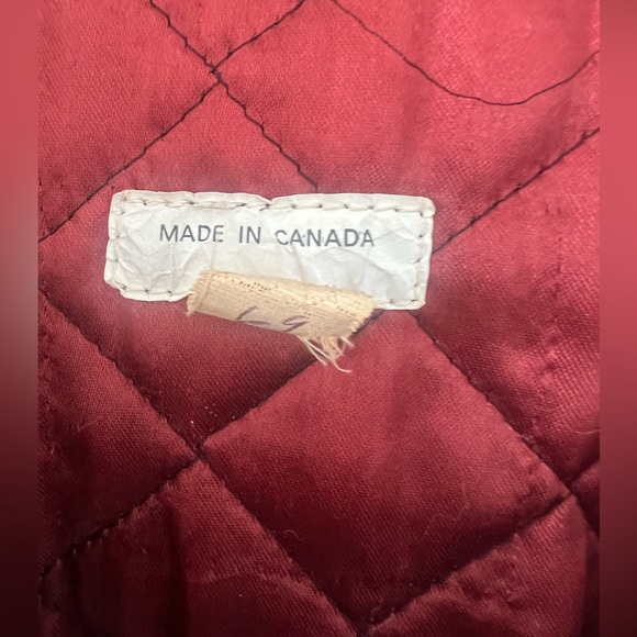 Vintage leather jacket. Made in Canada. Size small. - Picture 4 of 4